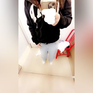 Meet your Posher, Leah